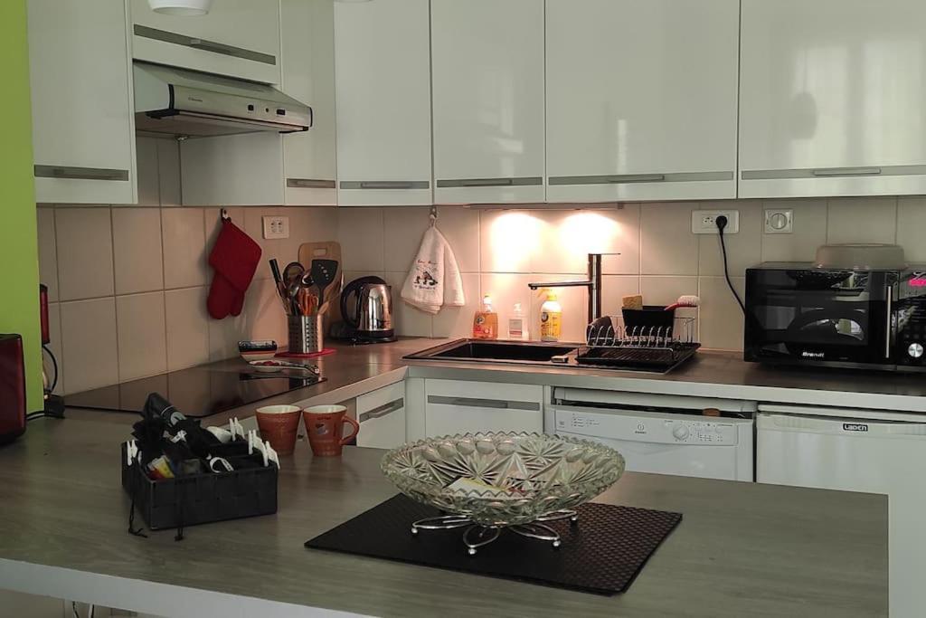 Chez Ghys Apartment อูซ์-บอนส์ ภายนอก รูปภาพ
